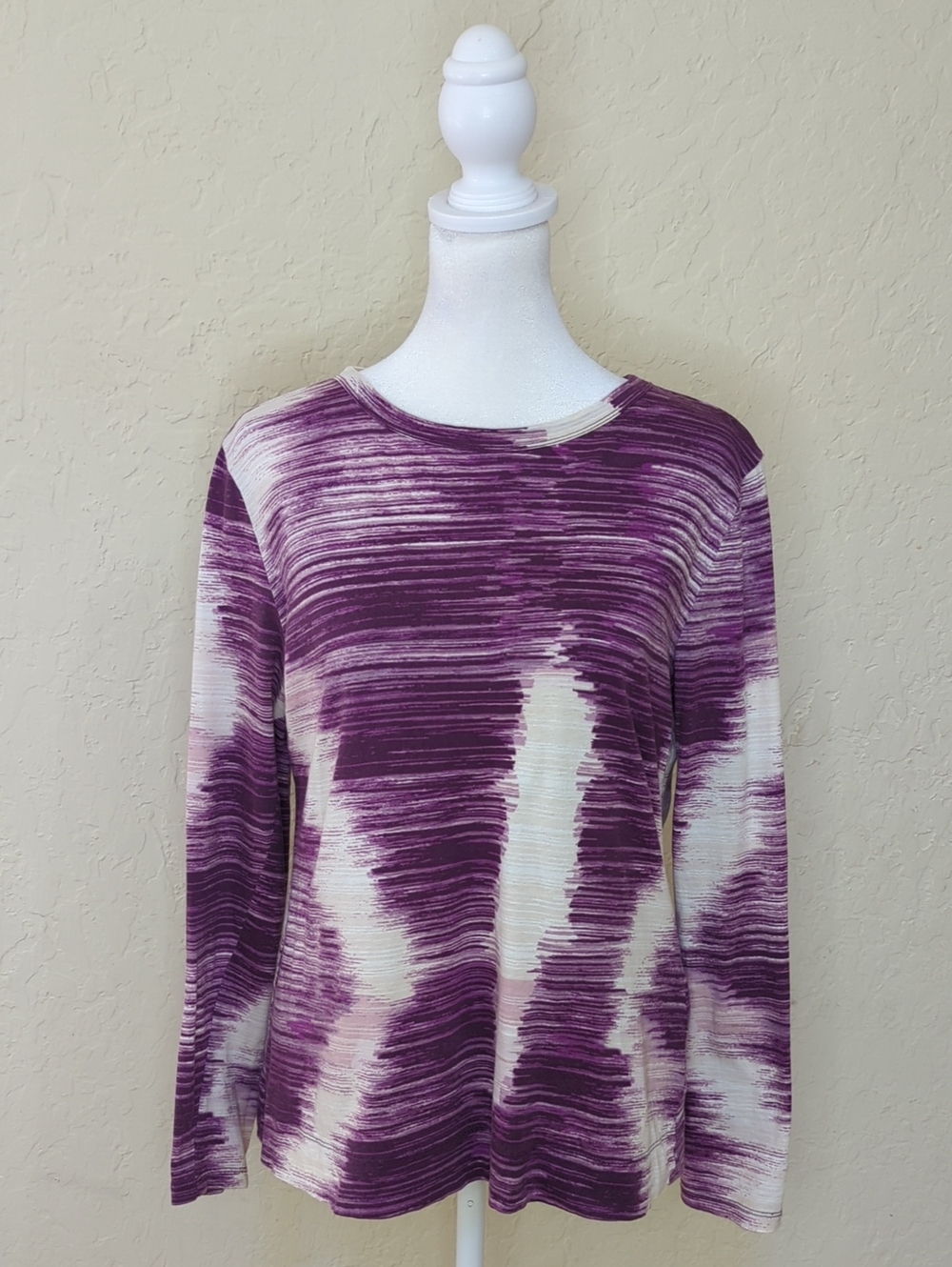 Simply Vera Vera Wang Purple Brushstroke Abstract Long Sleeve Tee Size Medium